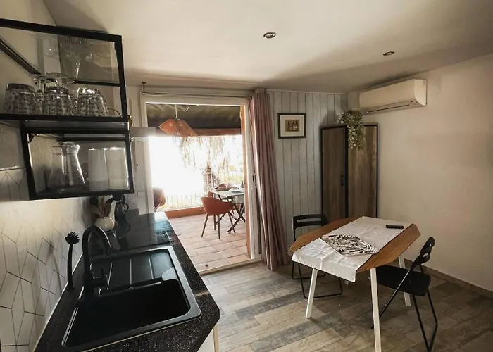 O Terracotta - Cosy Bord De Lejlighed Hyères